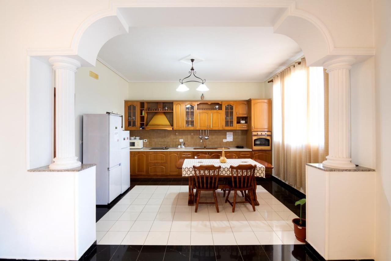 Villa Mare - For Families & Groups Vlore Exterior photo